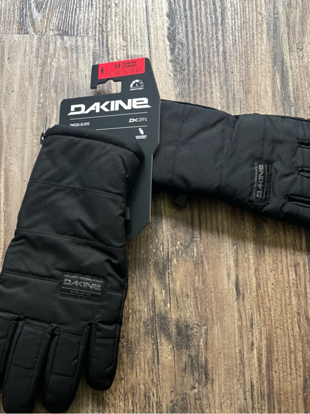 Dakine Black Gloves with Red Size Tag